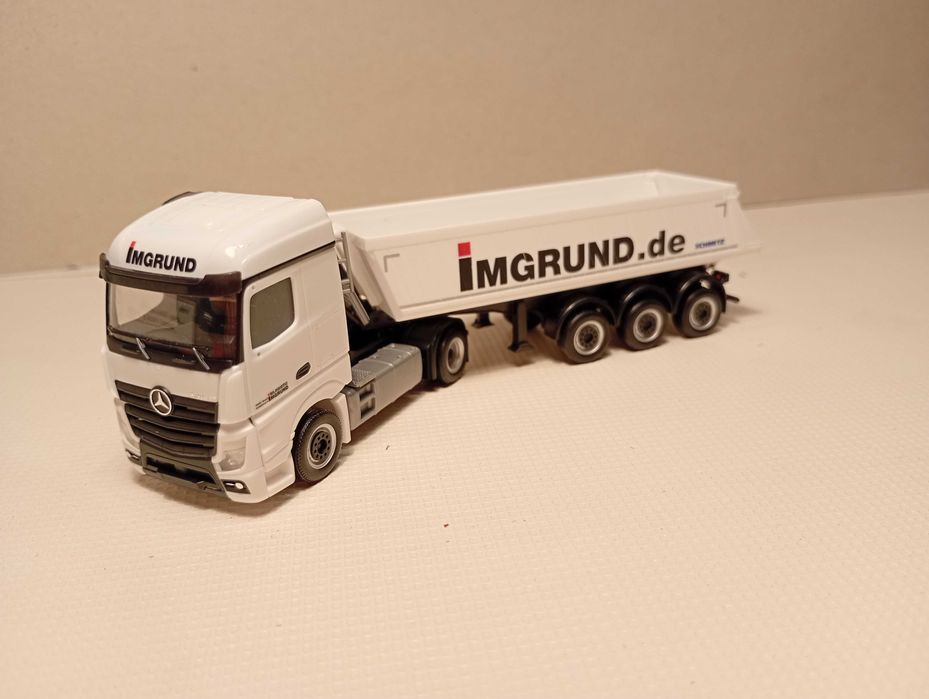 Herpa Mercedes Actros