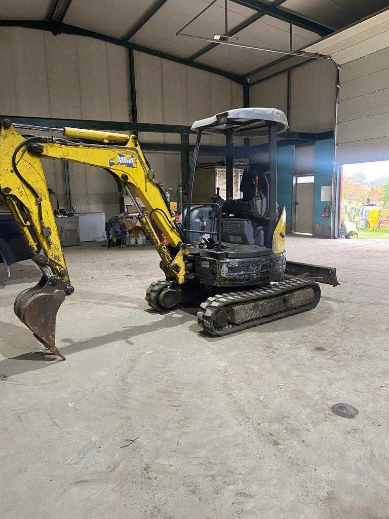 New Holland Kobelco