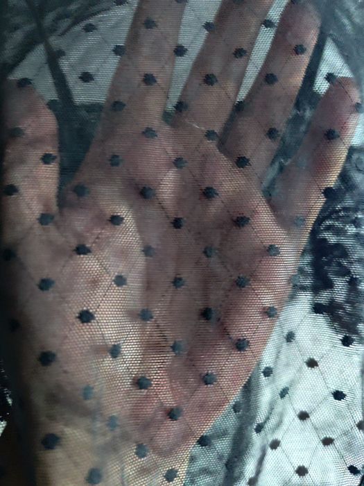 Prześwitujące body stringi siatkowo-koronkowe na regulowane ramiączka