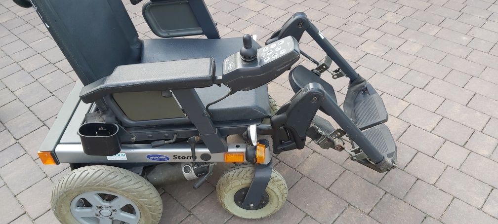 Wózek elektryczny Invacare Storm