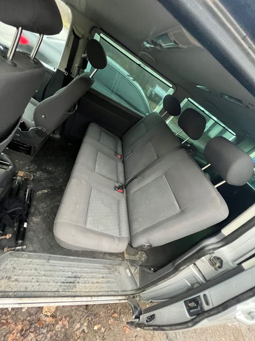 Кресла задний диван Фольксваген Т-5 Каравелла третий ряд