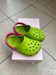 Klapki basenowe Crocs