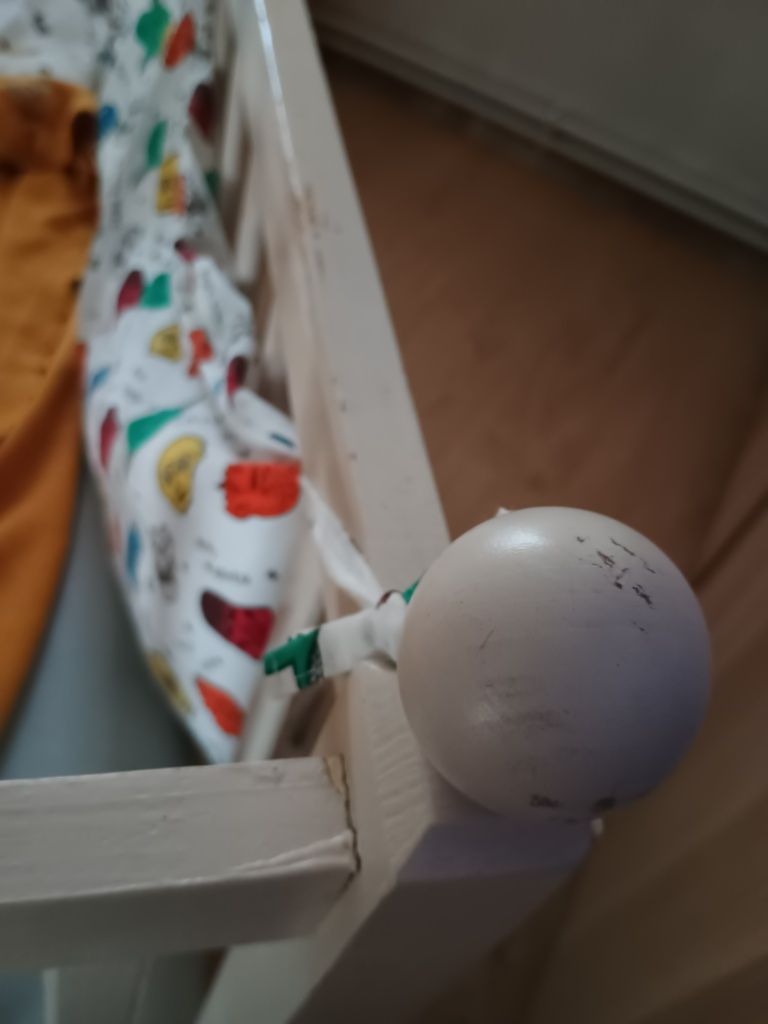 Łóżeczko niemowlęce pod materacyk 60x120