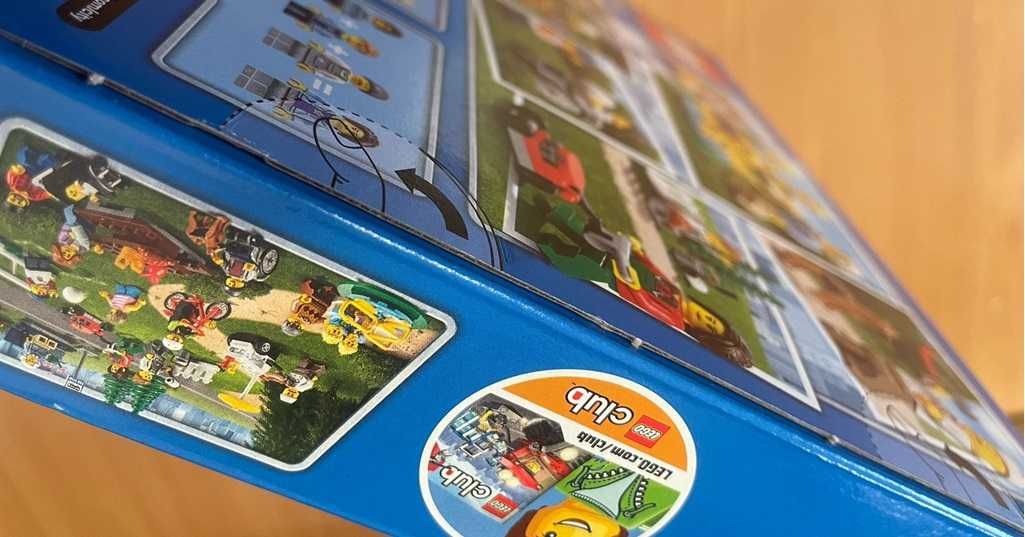 LEGO 60134 City - Zabawa w parku LEGO CITY
