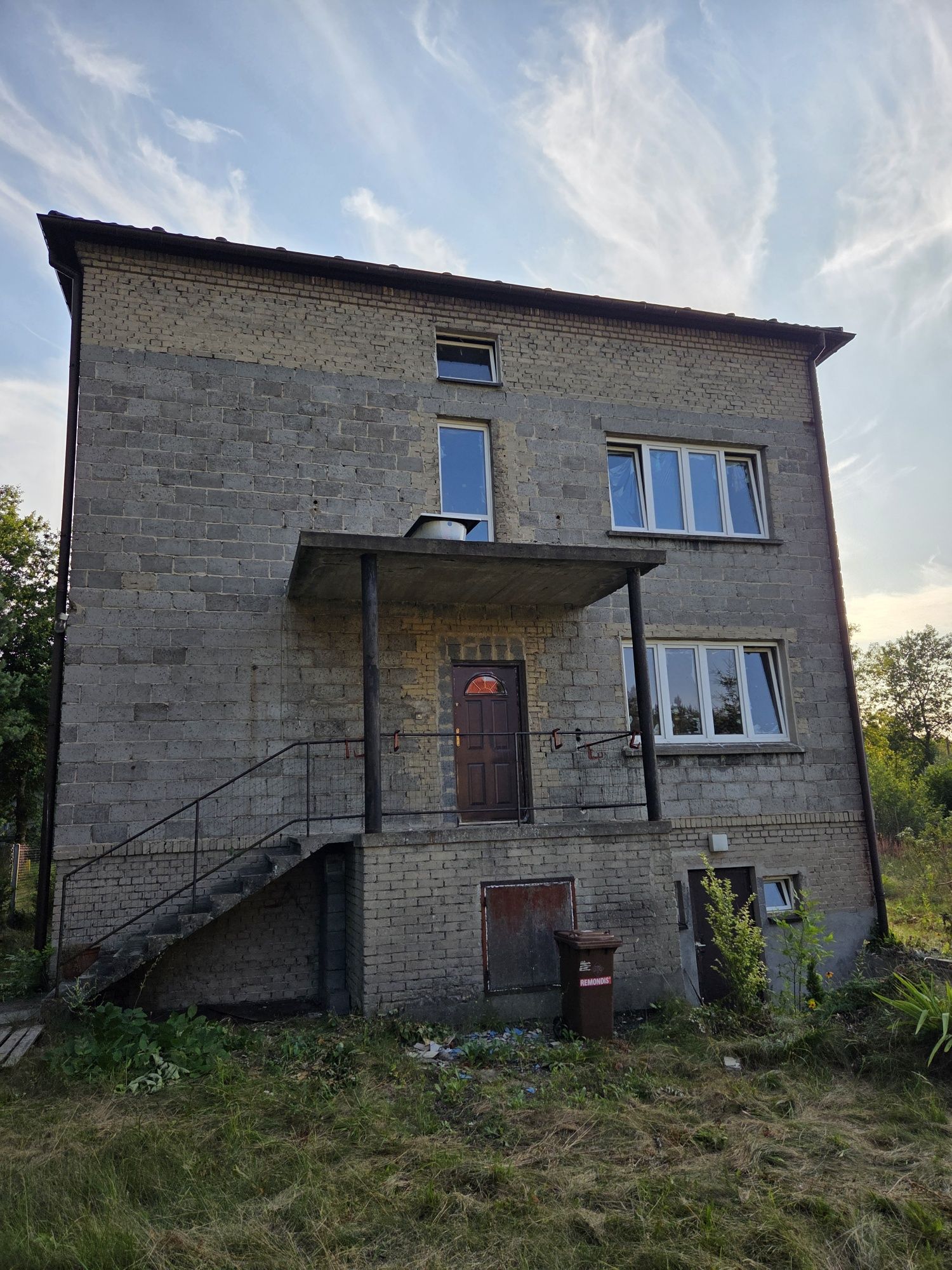 Dom piętrowy Żarki letnisko