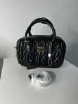 Torebka miu miu  elegancka klasyczna kultowa must have autumn