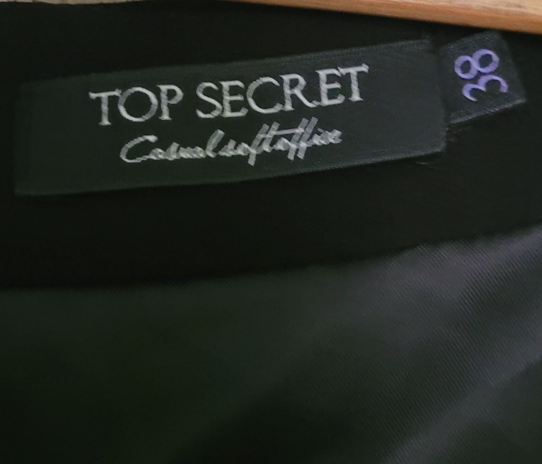 Czarna sukienka rozmiar M Top Secret