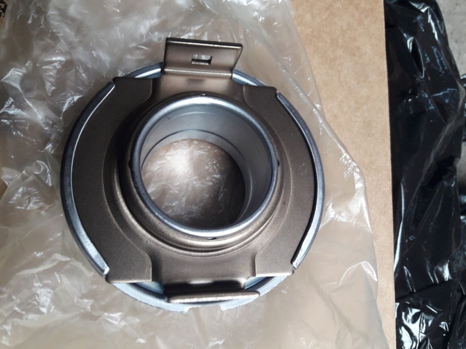 Вижимний підшипник.