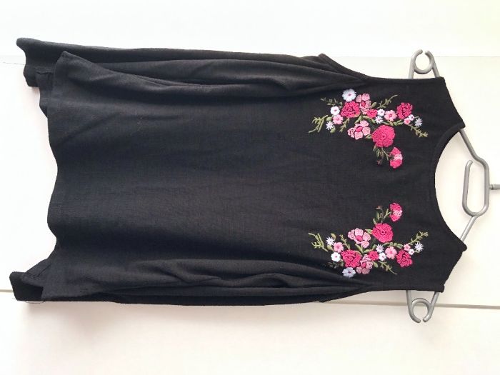 Wiosenny lekki sweterek