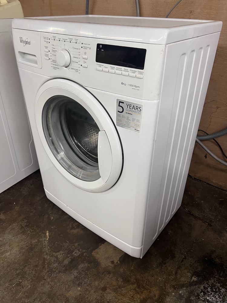 Стиральная машинка Whirlpool AWW61000