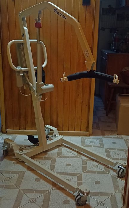 Podnośnik kąpielowo-transportowy Falcon