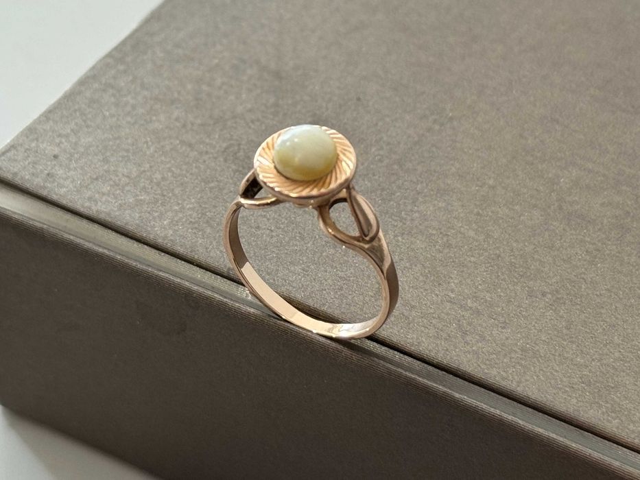 Elegancki złoty pierścionek  583  R-15