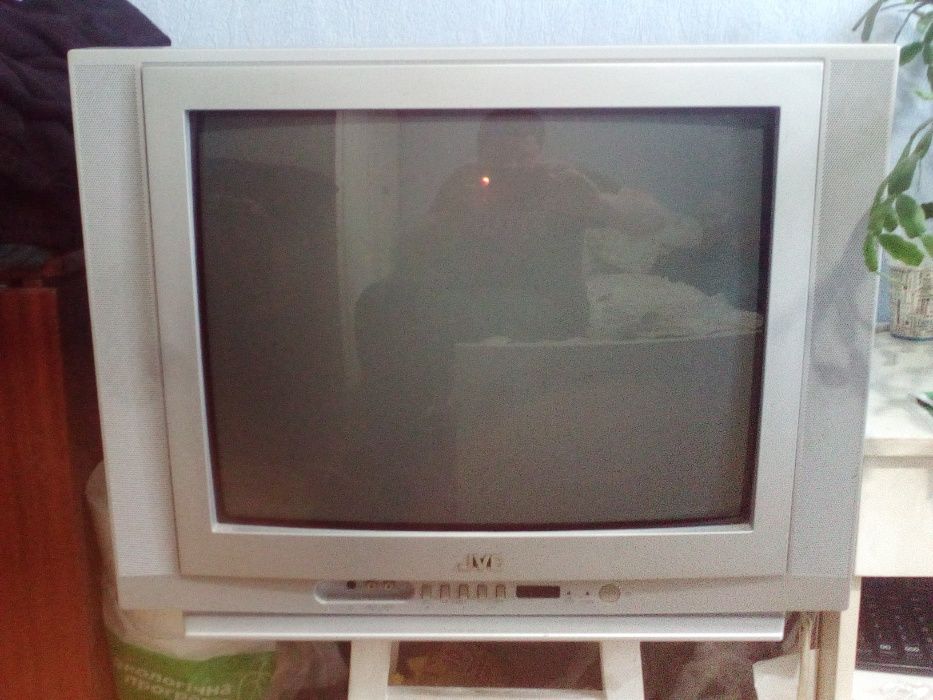 Телевизор JVC AV - 2134EE