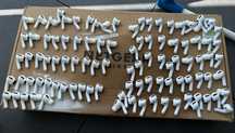 Uszkodzone słuchawki AirPods Pro 1 Apple prawa lewa