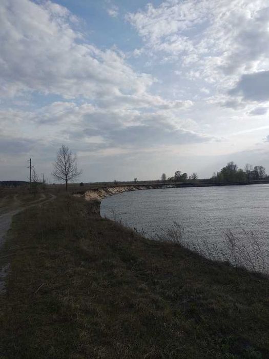 Ділянка на березі Десни