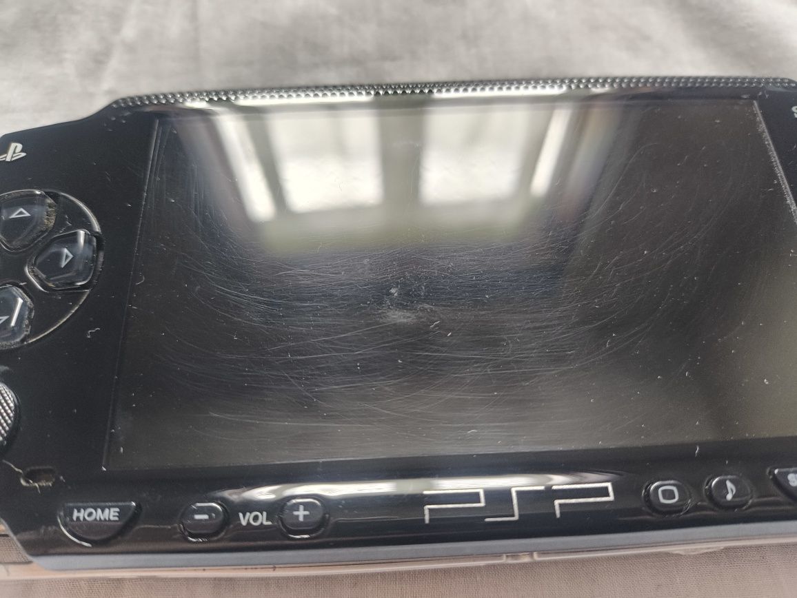 PlayStation Portable 1000 (PSP)