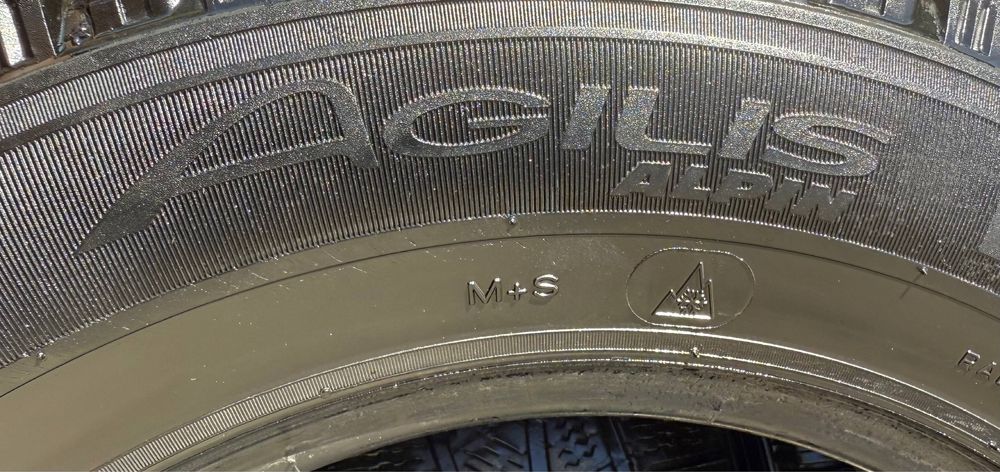 Шины б у 215/65R16c MICHELIN AGILIS ALPIN зима