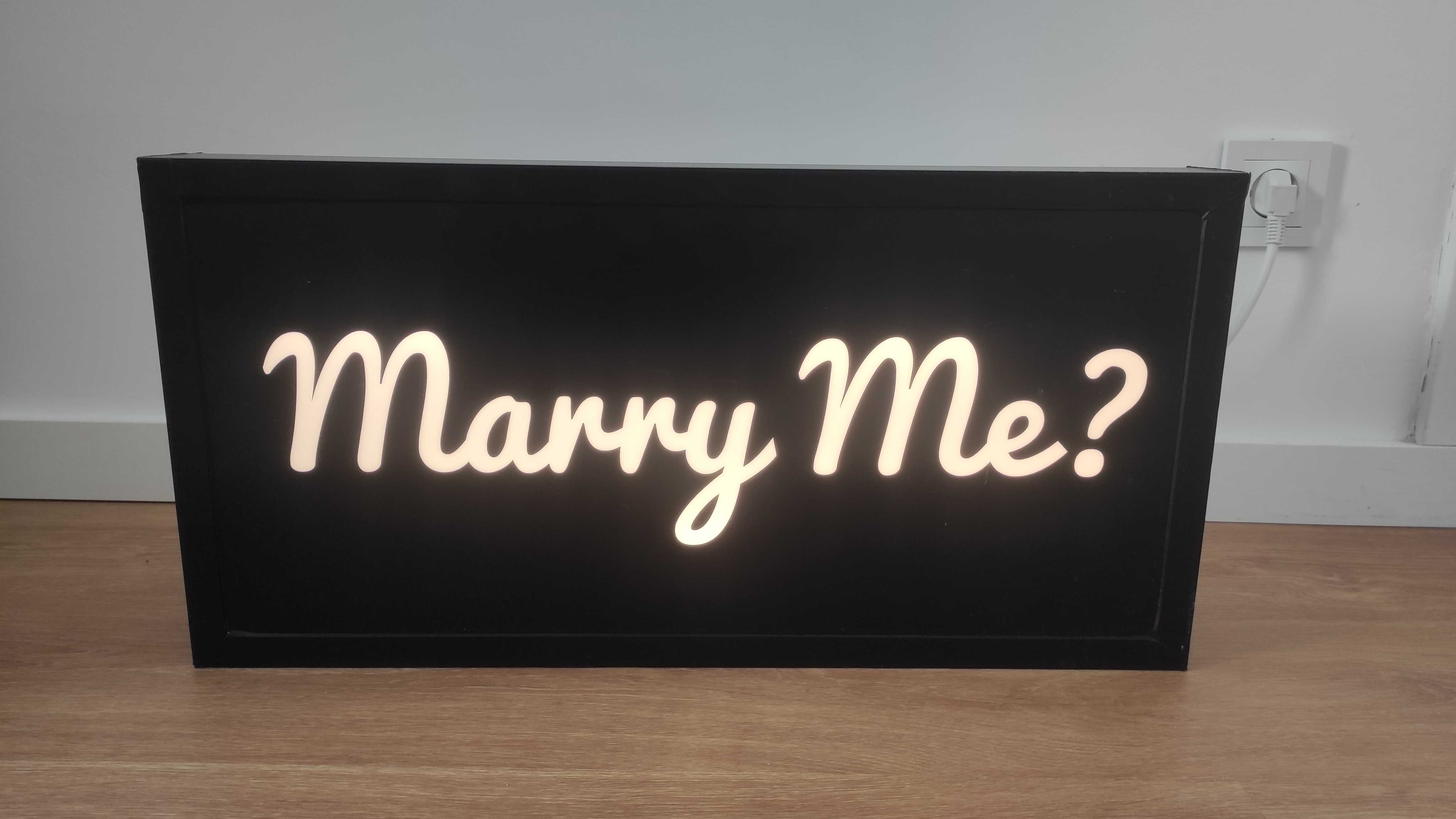 Letreiro Luminoso "Marry me"