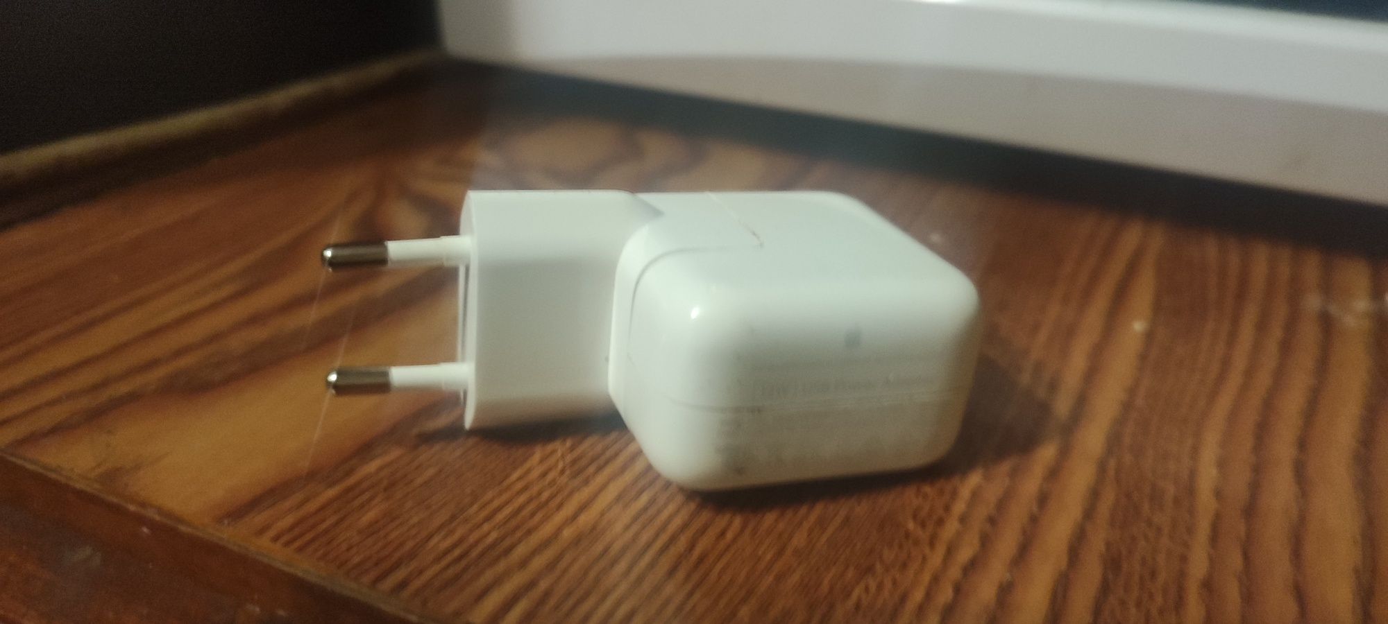 USB power Apple 12 w.