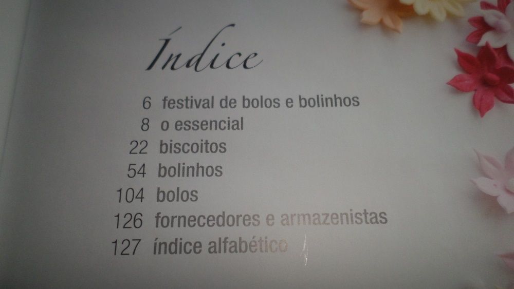 Livro Bolos e biscoitos