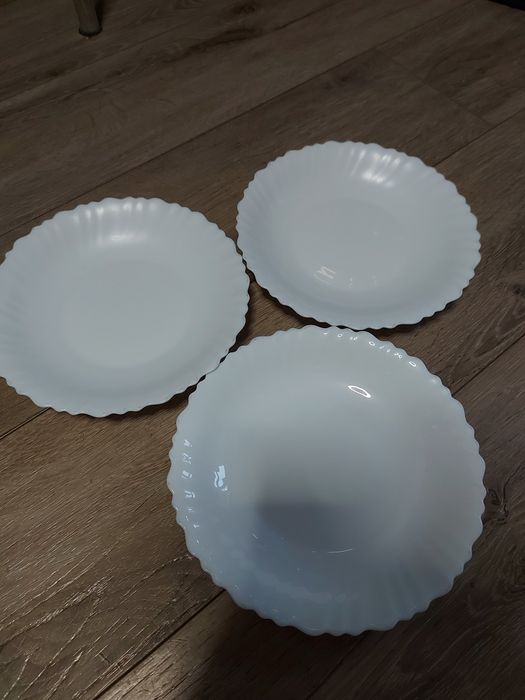 Тарілки люмінарк білі круглі