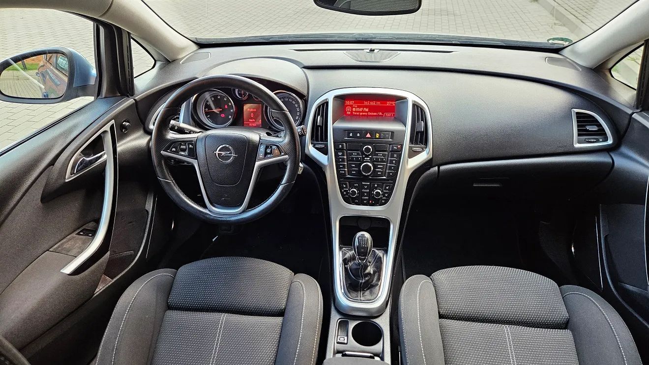 Opel Astra Astra 1.6 Turbo 180 km