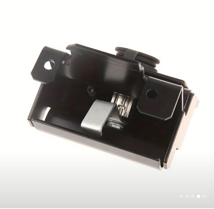 Jeep Wrangler JK zamek maski, włączniki na słupek