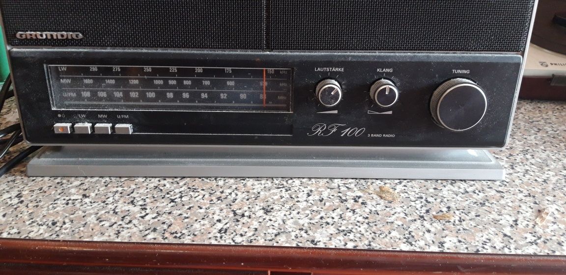 Rádio Antigo Grundig