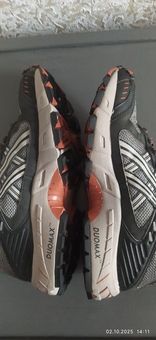 Жіночі кросівки asics 37р.Оригінал.