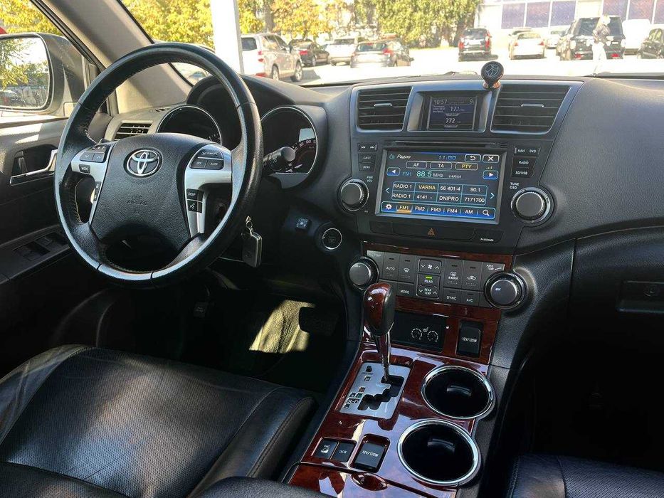 Toyota Highlander 2013 Офіційний без підкрасів