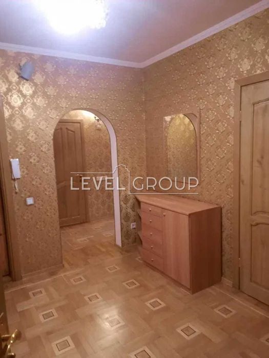 Квартира 3к, 73м, Драйзера, Троещина, Лівий берег