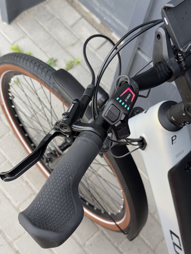 Cube Touring Pro (Kathmandu) 2024 новий