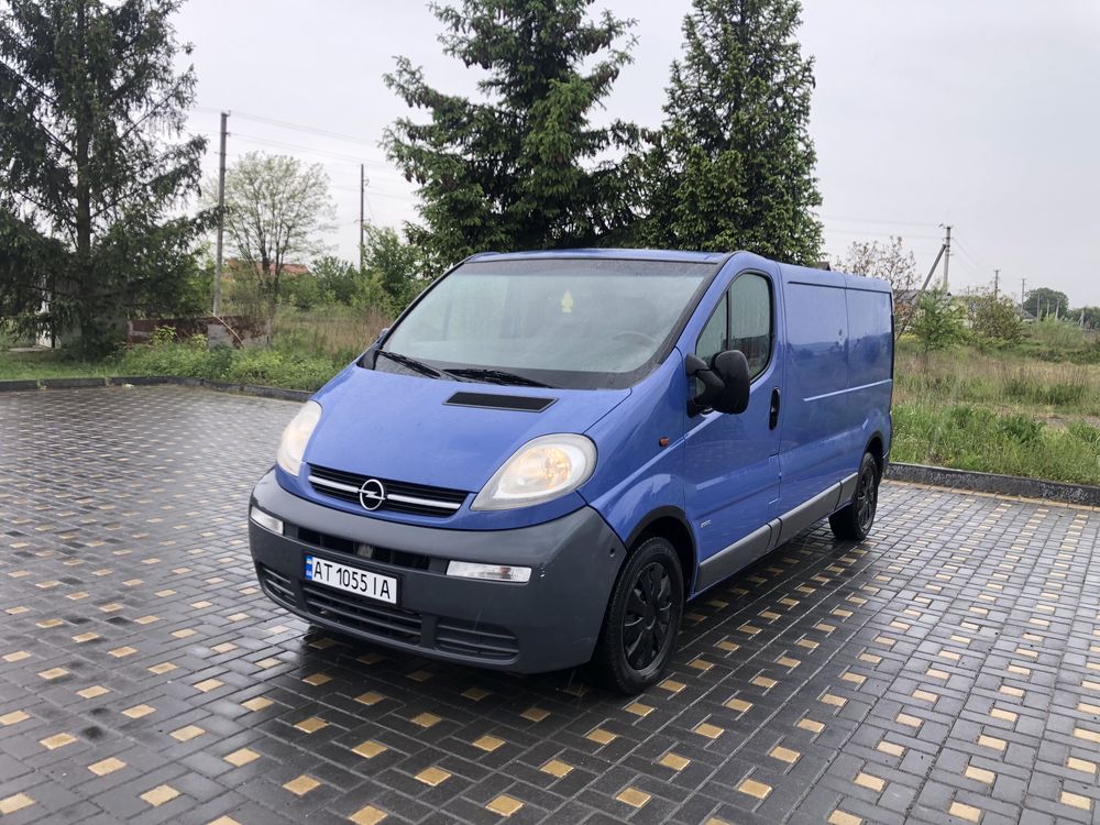 Opel Vivaro Вантажний Maxi База 1.9 Дизель 6 Передач!