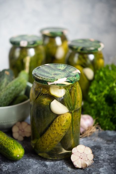 Ogórki kiszone słoik