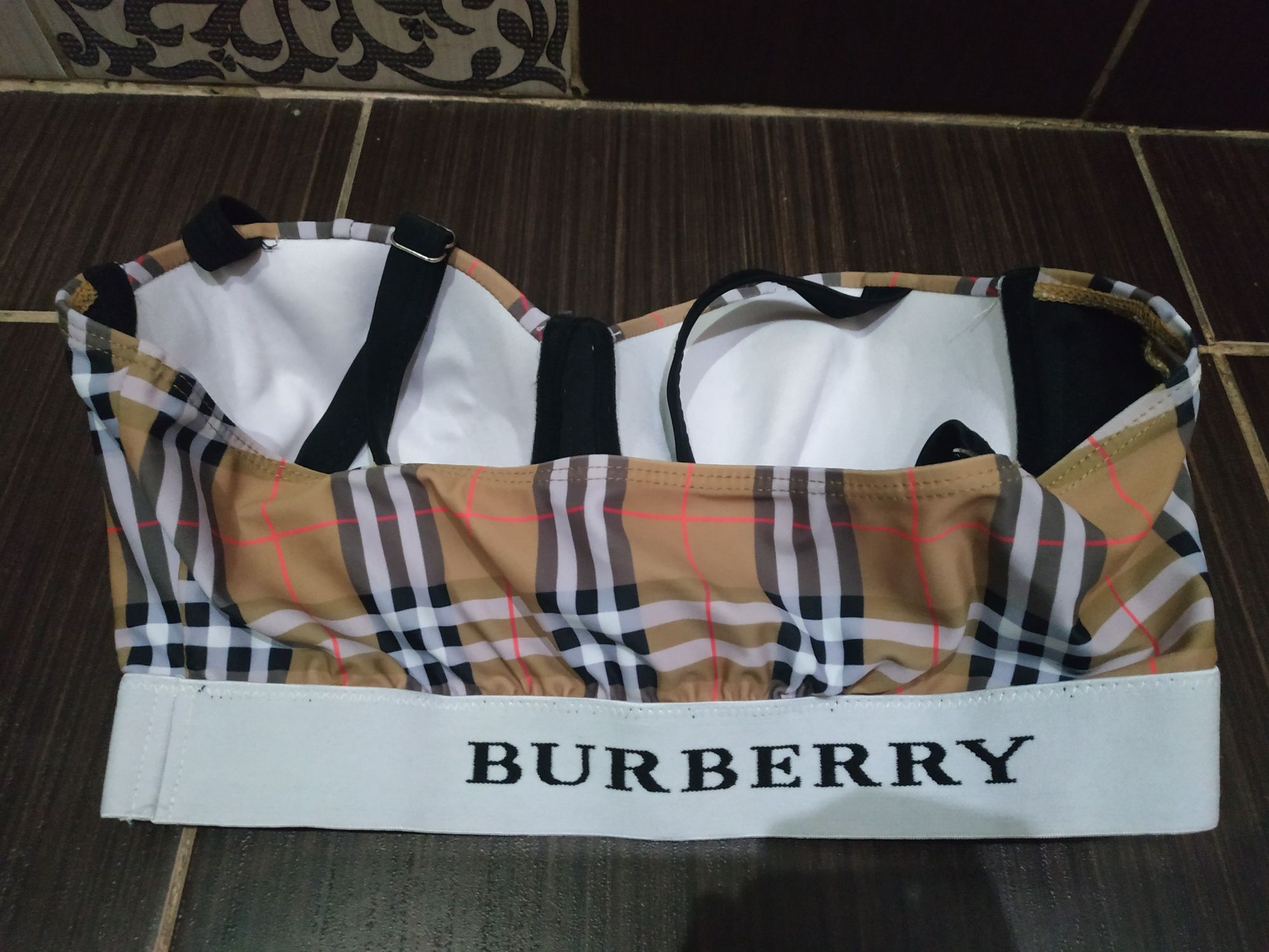 Женский топ,топик burberry