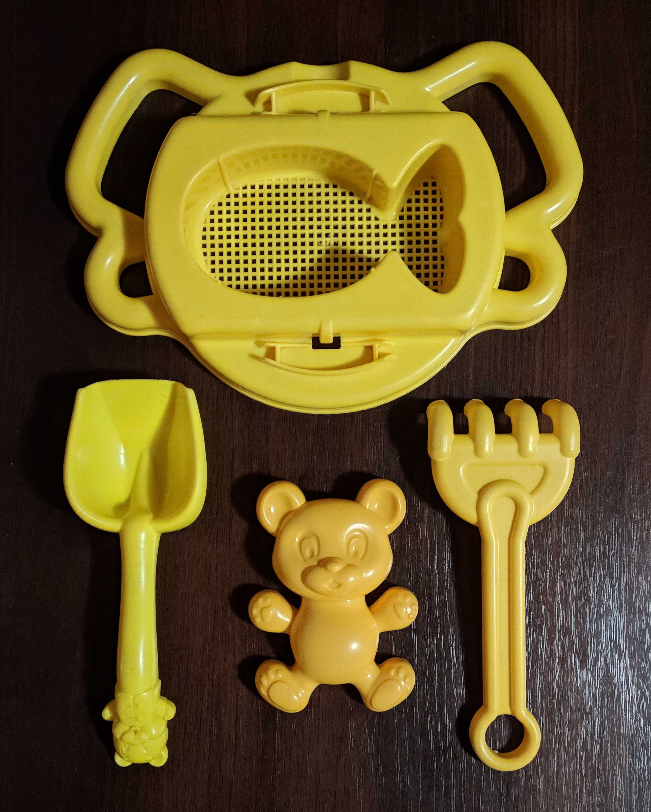 Детский игровой набор для песочницы жёлтого цвета, 4 предмета.
