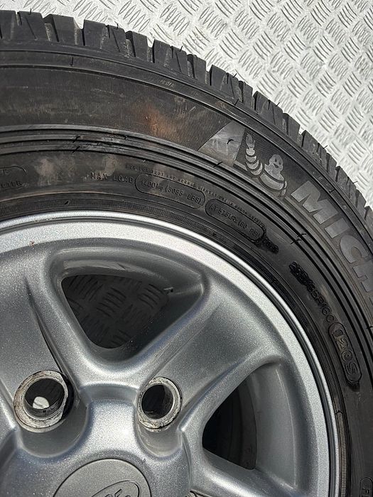 Kolo Felga Opona Land Rover Defender 7Jx16Eh2 Et33