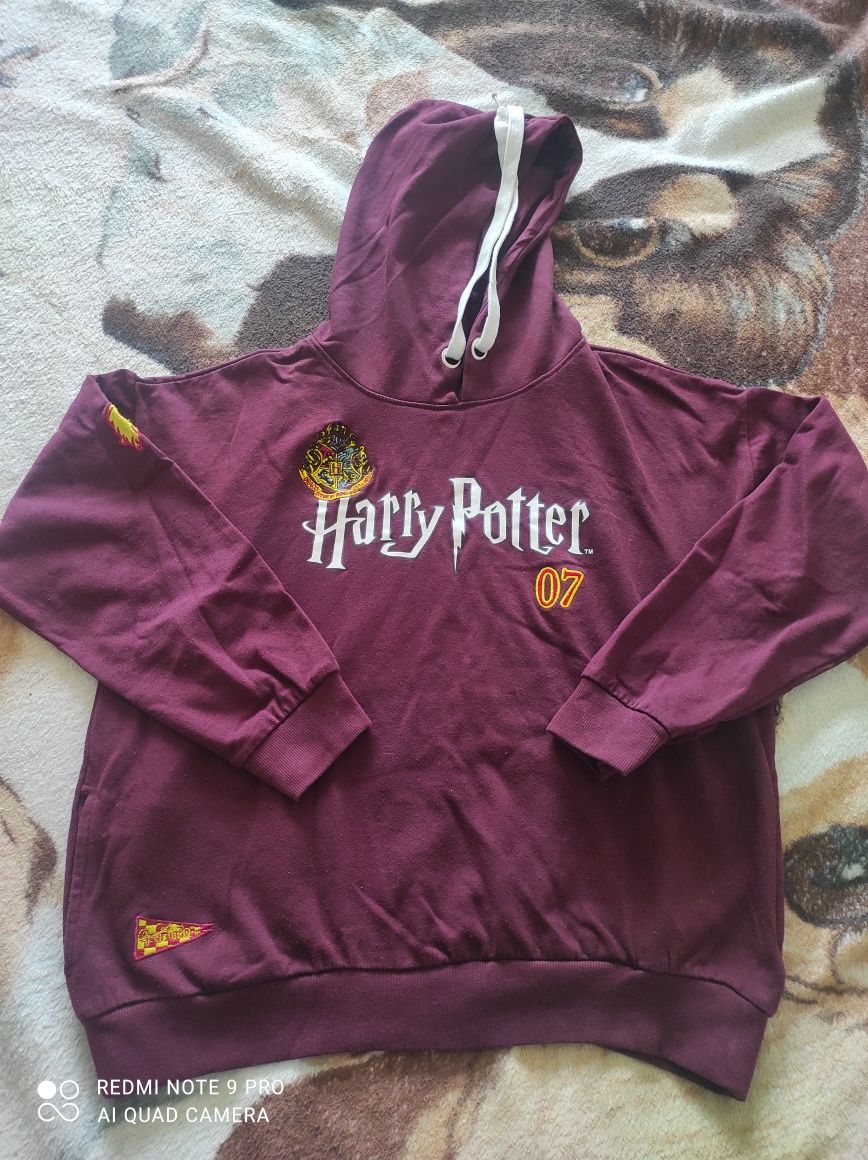 Bordowa bluza z kapturem Harry Potter Sinsay