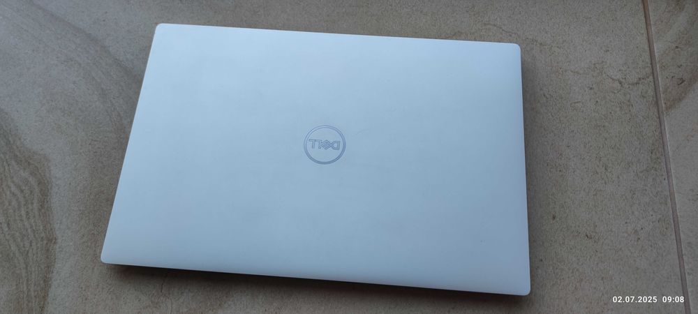 Ноутбук DELL XPS 9320