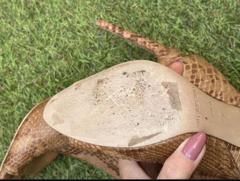 Kozaki Botki Burberry skóra węża 37 otwarte palce