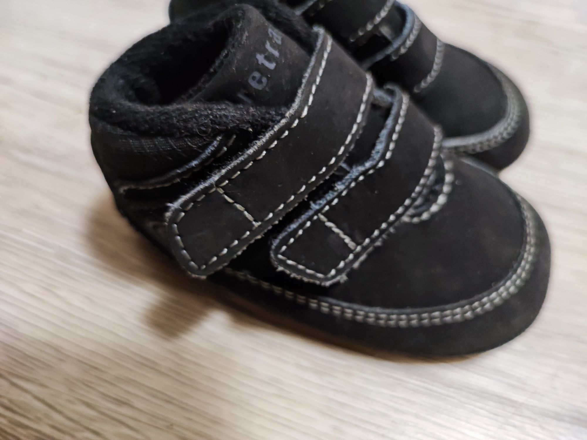 Firetrap buty niechodki rozmiar 18 chłopiec niemowlę