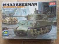 Academy 13010 M4A2 Sherman Russian Army