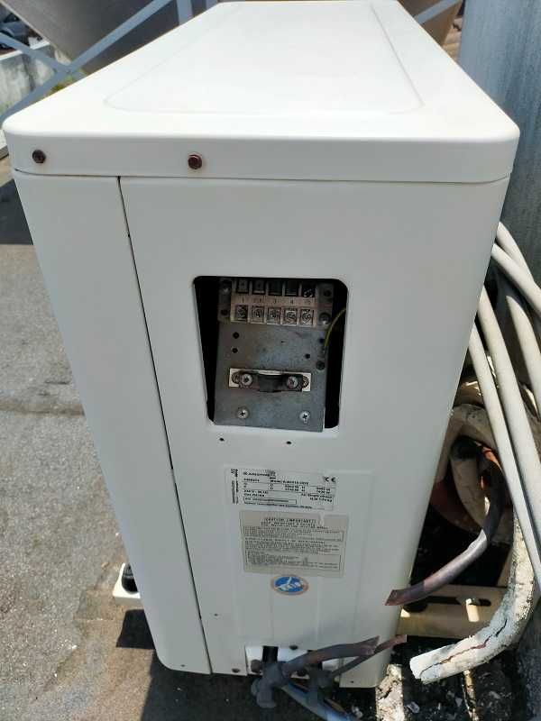 Ar Condicionado Ariston 18000 BTU's ( Unidade Interior e Exterior )