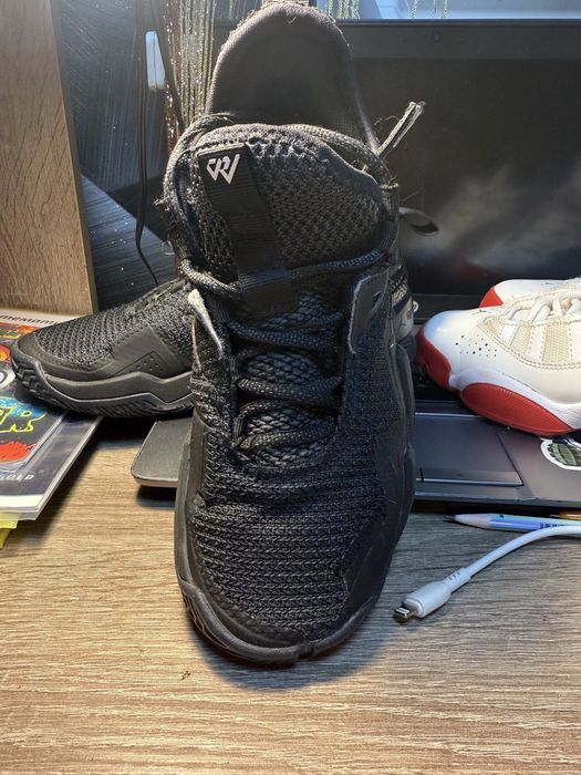 Кроссовки Nike !