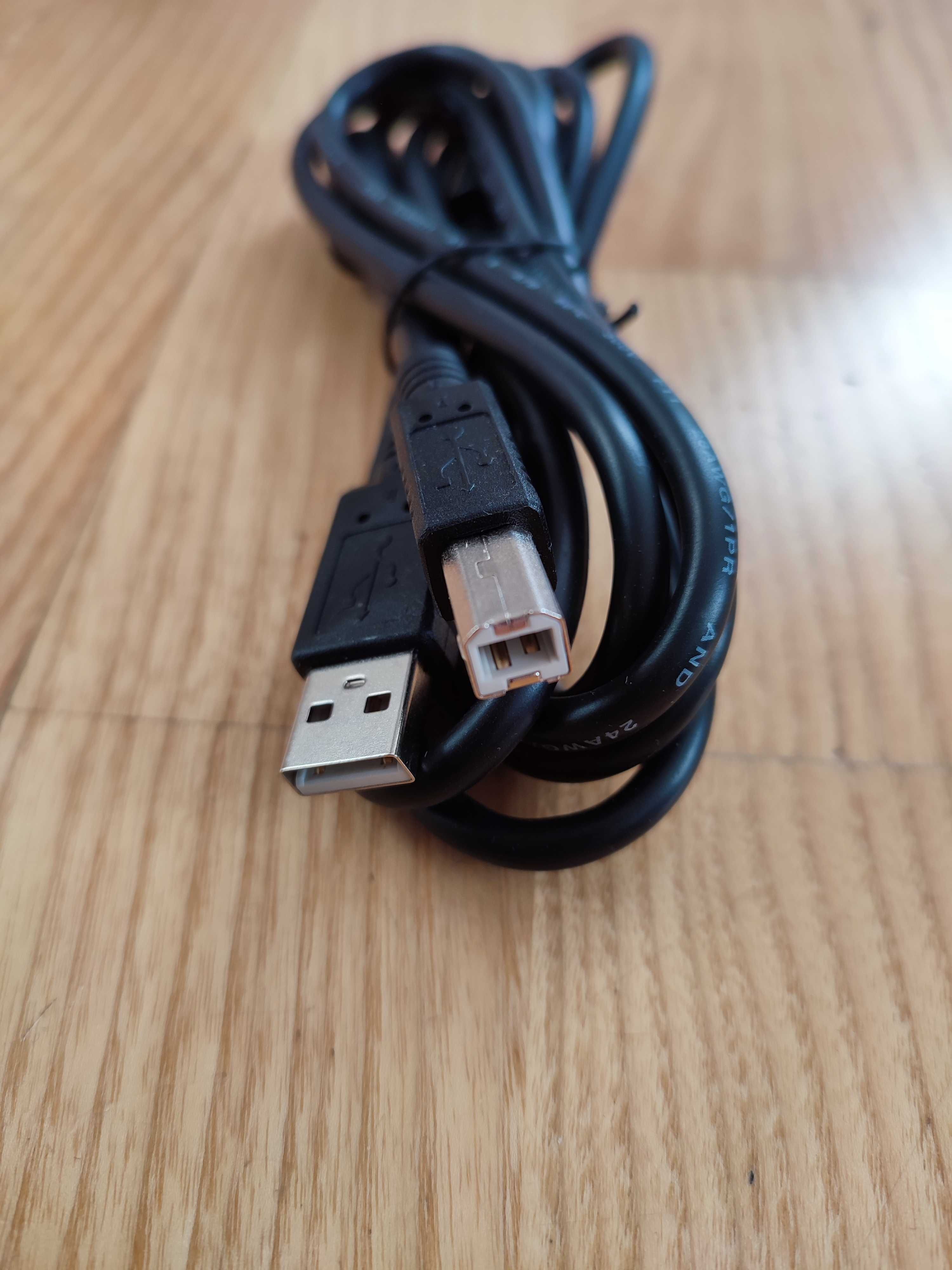 Zestaw kabli - USB typu B, zasilające sieciowe, zasilające Well Shin