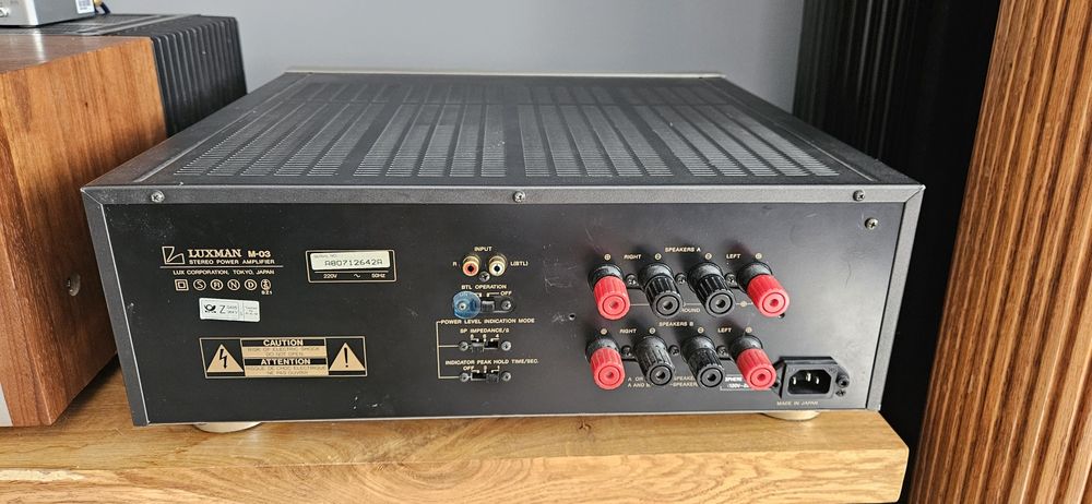 Wzmacniacz, końcówka mocy Luxman M-03