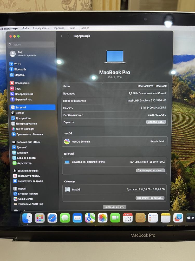 MacBook Pro 15 2018  Touch Bar/i7/16gb/256gb