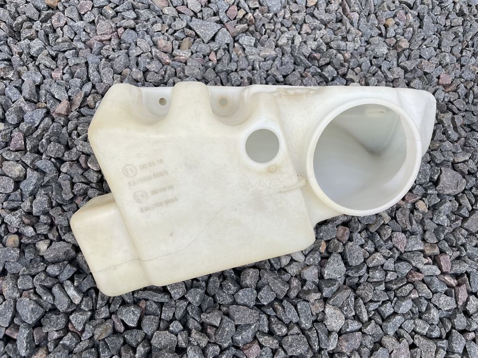 Бачок омивача 126 Mercedes 1268690820 1238690172 1268690214 1268690608