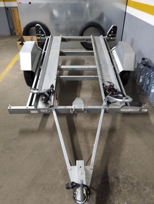 Atrelado para 2 ou 3 motas