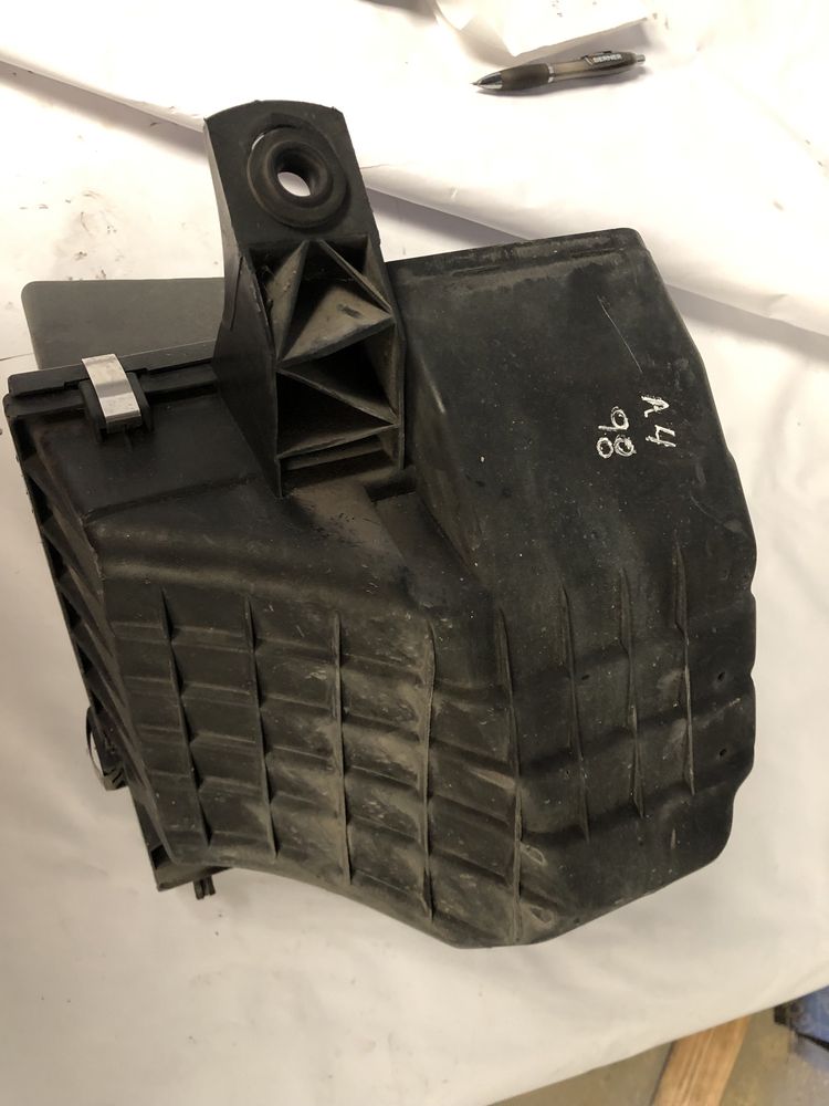 Caixa filtro ar Audi A4 1.9 tdi 1998